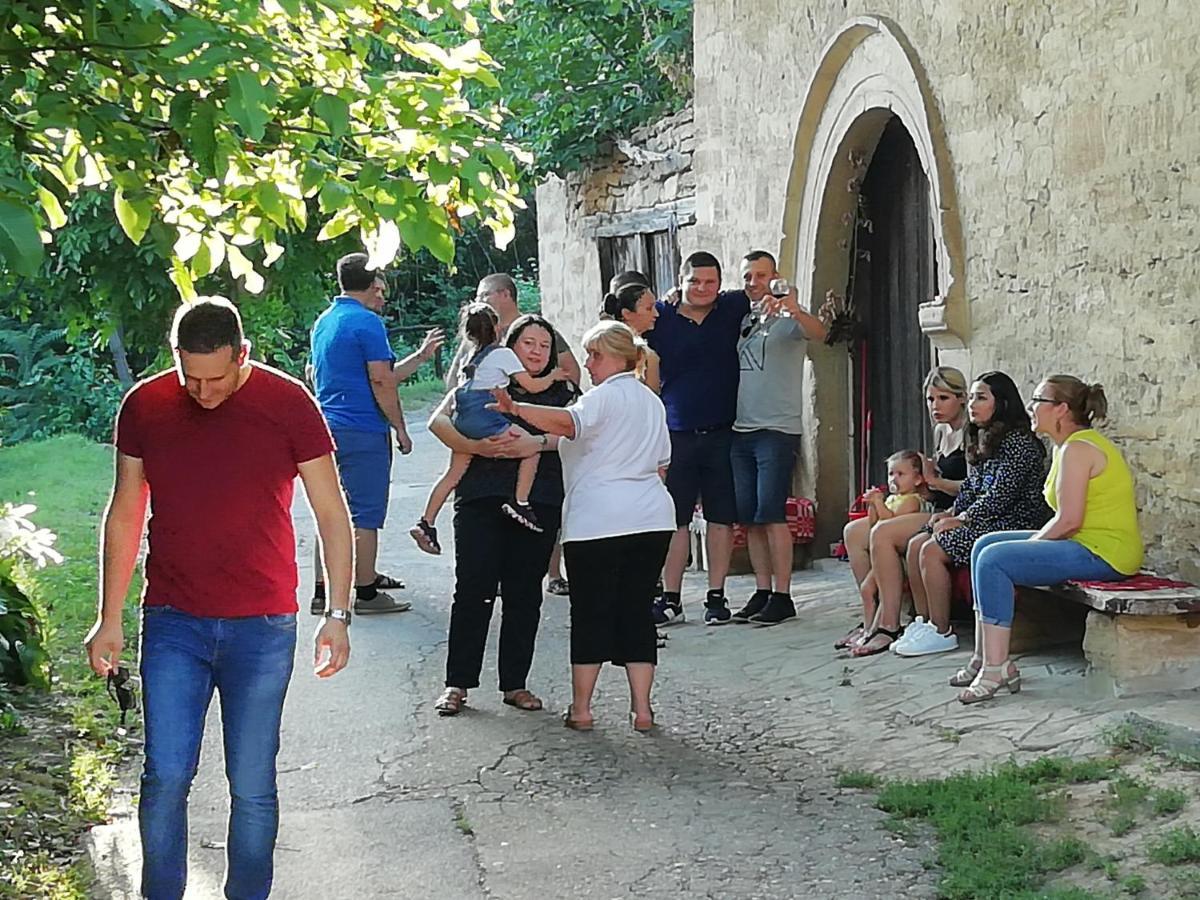 "Pivnica I Smestaj Jovanovic"- Rogljevacke Pivnice Rogljevo Exterior photo